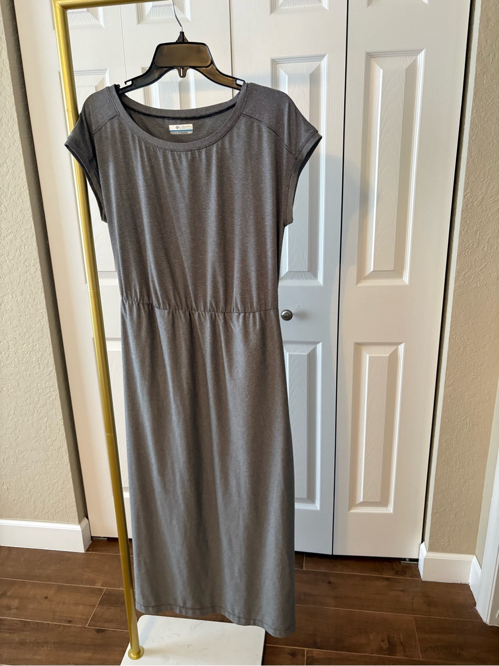 Columbia Dress Maxi PFG Heather Gray Dress, Size M Casual, Soft, Comfortable